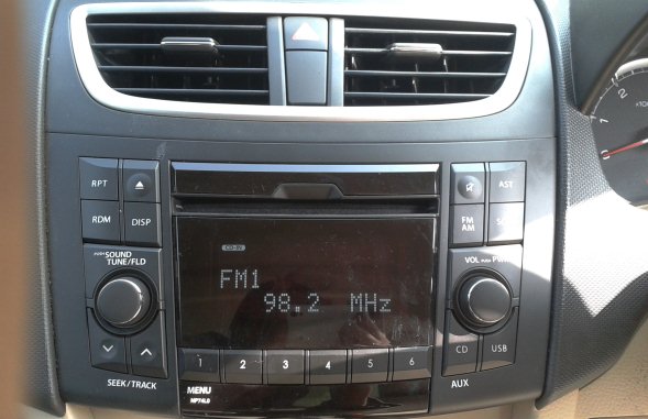 maruti  dzire music system photo