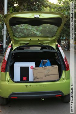 Does ford figo have rear power windows #5