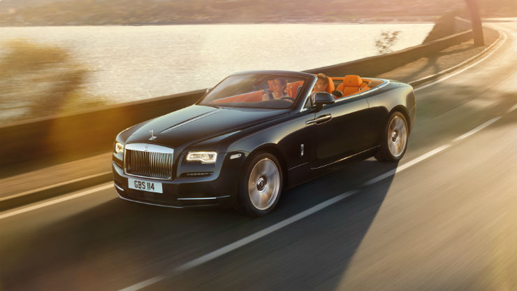 Rolls Royce heeft al zijn auto ' s vernoemd naar de namen van geesten, of het nu de Phantom, De Ghost, De Dawn of de Wraith zijn. Zelfs als je de geschiedenis ingaat, zul je merken dat de namen samenvallen met die van geesten. De reden daarvoor is de stilte waarin de auto rijdt, het is bijna spookachtig stil.</p><h2>behoud erfgoed </h2><p><img width=