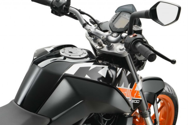 3 new KTM Dukes launched: 200, '250' & 390