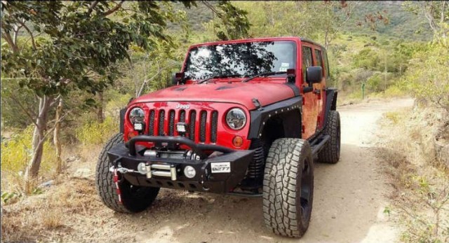 India's 1st MODIFIED Jeep Wrangler is a total beast