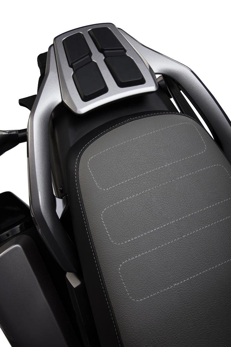 xpulse 200 luggage carrier