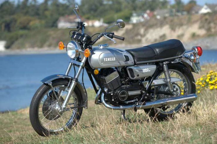 Most Exciting Motorcycles From The Past That You Can Still Own Yamaha Rx100 To Royal Enfield