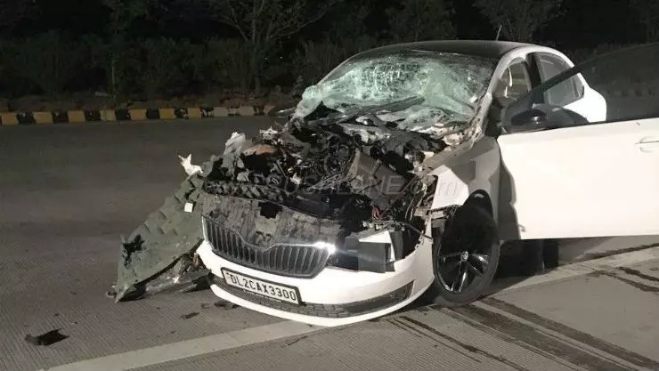 Skoda Rapid in a MASSIVE rear-ending crash; Owner thanks car's 'German ...