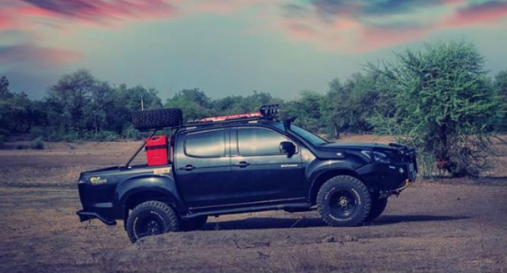 This Customised 2020 Isuzu V-Cross Looks Uber Cool From Every Angle