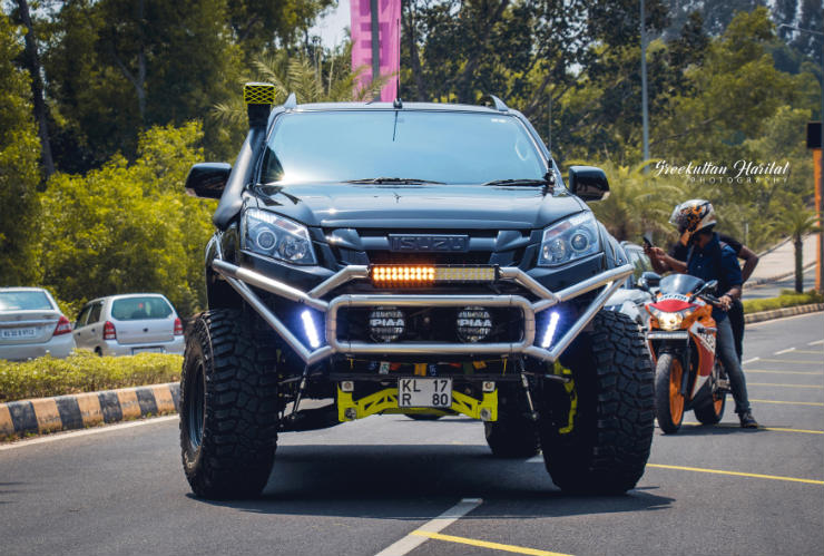 toyota fortuner lifted