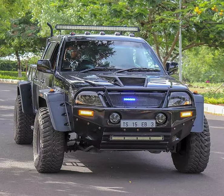 India's MADDEST modified Tata Xenon pick up truck: New pictures & video