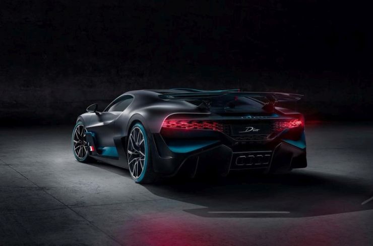 40 crore rupee Bugatti Divo launched but even Ambani CANNOT buy one ...