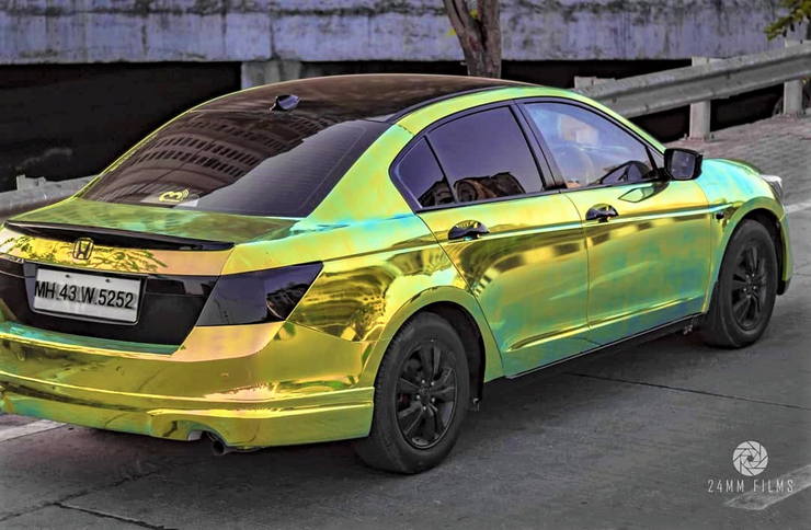 Honda Accord with a unique Neo Chrome wrap job looks STUNNING! (Video)