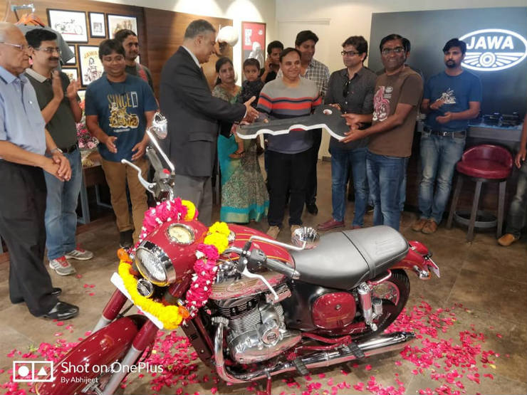 Jawa 42 Classic Motorcycles First Deliveries Begin In