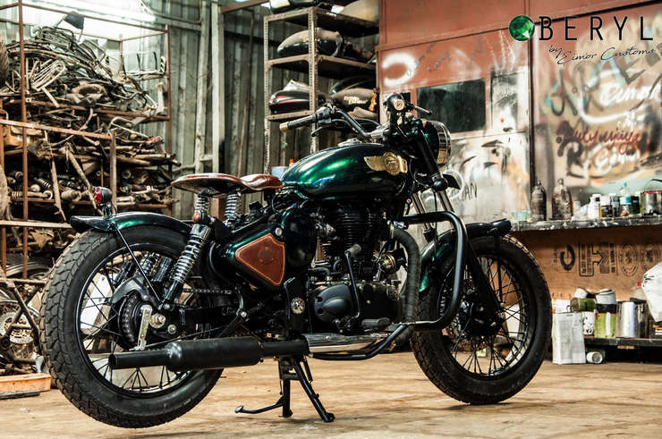 Royal Enfield Classic 500 modified into an elegant Bobber called