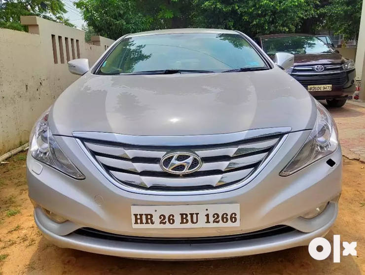 5 well-kept Used Hyundai Sonata luxury sedans for less than a Grand i10