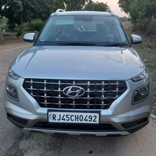 2 Almost New, Used Hyundai Venue SUVs For Sale In India