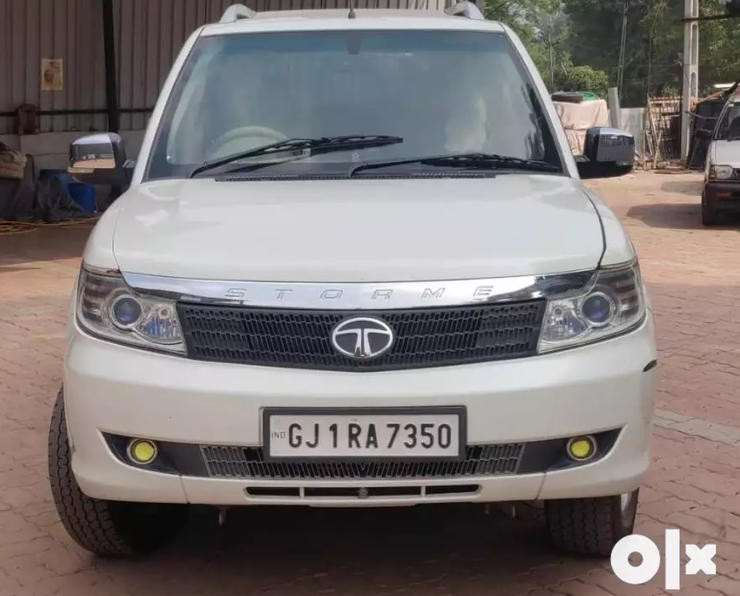 Tata Safari Storme 4×4: 5 well maintained, used examples