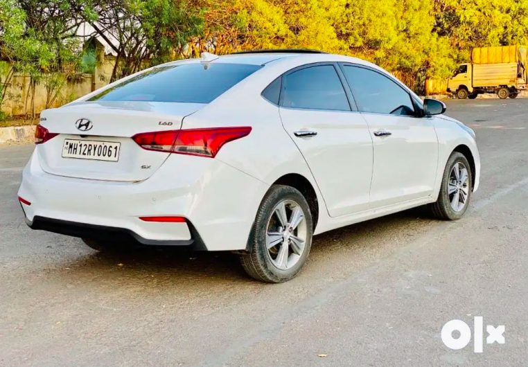 Almost-new, used Hyundai Verna sedans for sale