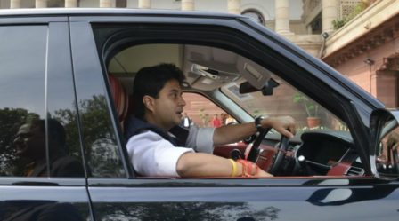 Indian politicians who drive their own cars: Rahul Gandhi ...