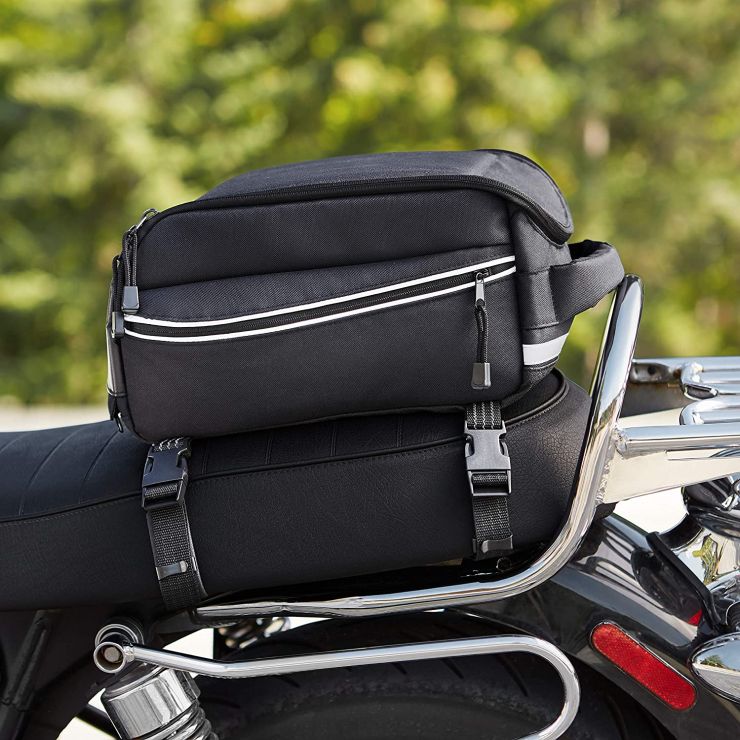 AmazonBasics car & motorcycle accessories selling at 60% discount