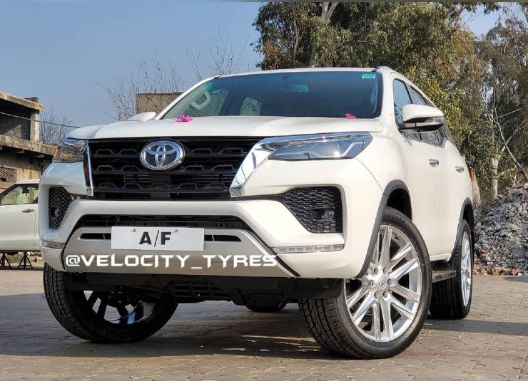 toyota fortuner big wheels