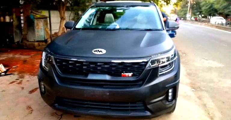 Kia Seltos with matte black finish wrap looks mean [Video]