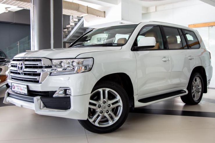 Toyota land cruiser fortuner