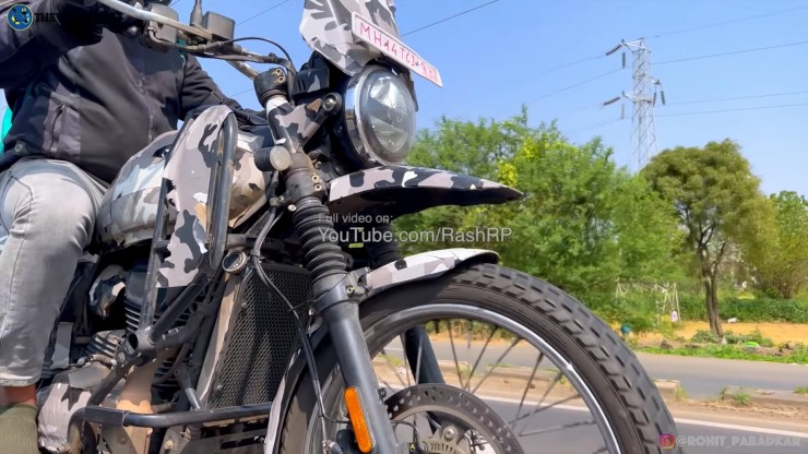 22 Yezdi Roadking 350 Adventure Tourer Spied Will Rival Royal Enfield Himalayan