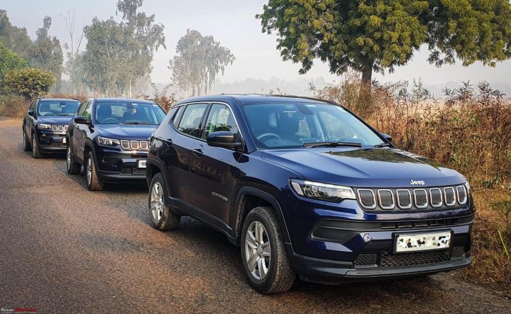 Battle of mid size SUVs – Skoda Kushaq Vs Jeep Compass Drag Race on video