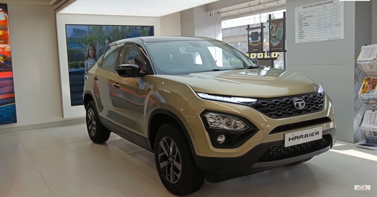 Tata Harrier Kaziranga Edition in a walkaround video