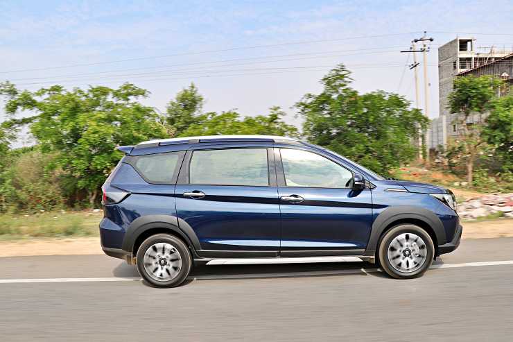 Maruti Suzuki XL6: Comparing Its Variants Under Rs 14 Lakh for Long-distance Road Trip Lovers