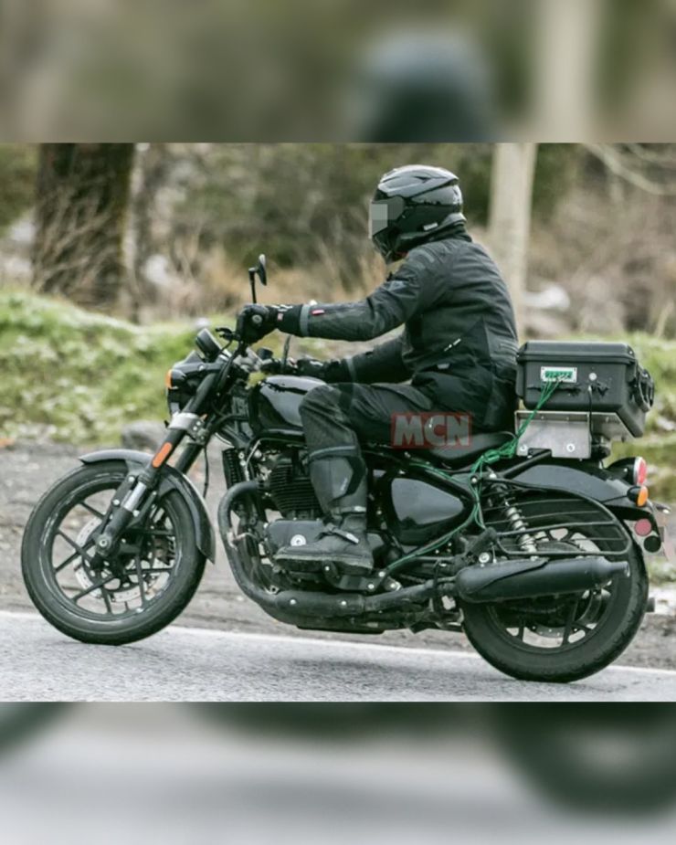 Royal Enfield Shotgun 650 motorcycle: Almost production-ready version spotted testing