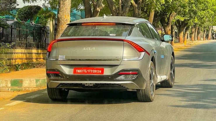 Kia EV6 Electric Crossover spied for the first time in India ahead of launch