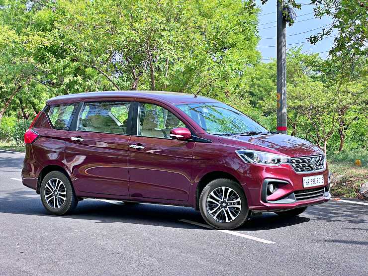 Comparing Maruti Suzuki Ertiga Variants Priced Rs 8-12 Lakh for Budget-Conscious Buyers