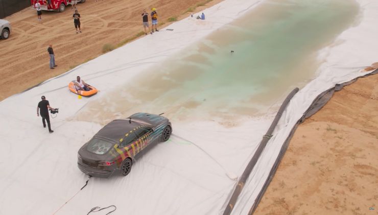 Will This Youtube Drive This Tesla Model S Plaid Underwater