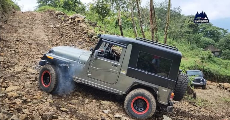 Mahindra Thar: Old vs new-gen in an off-road video