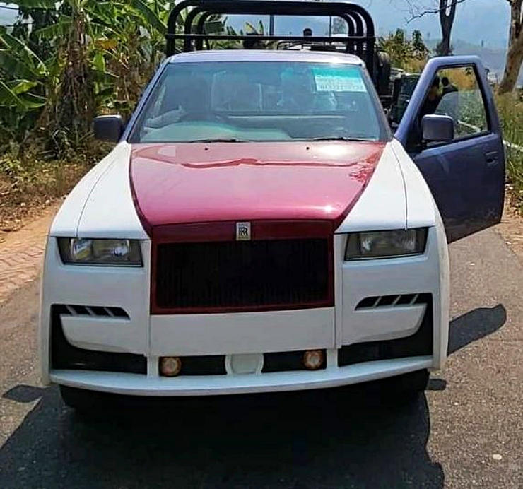 World’s first Rolls Royce pick-up spotted