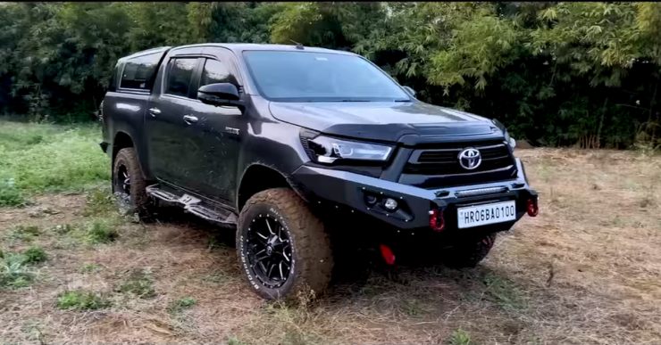 Toyota Hilux vs Isuzu MU-X: Comparing Their Variants Under Rs 40 Lakh for Off-roading Enthusiasts