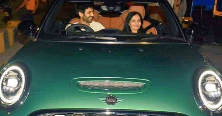 Kartik Aaryan with his mother in Mini Cooper