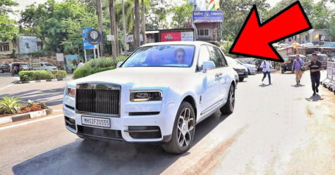 Shah Rukh Khan brings home a Rolls-Royce Cullinan Black Badge worth Rs 10  crore [Video] - Car News