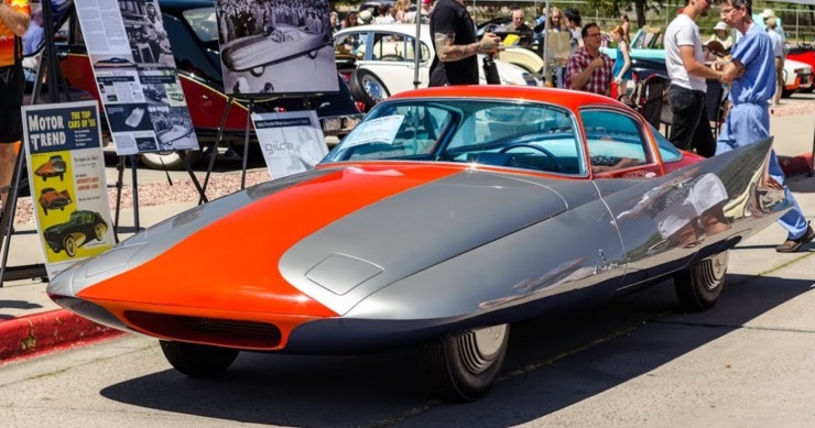 16 of the wierdest cars to ever exist