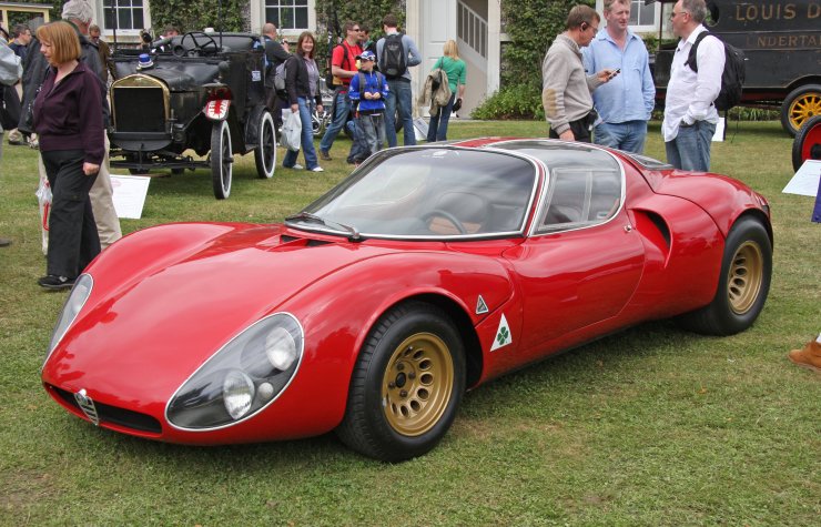 16 of the wierdest cars to ever exist