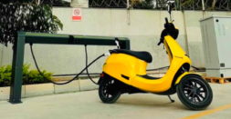 Ola Electric, Ather, TVS & Hero Vida to refund all buyers Rs. 300 crore collected for chargers