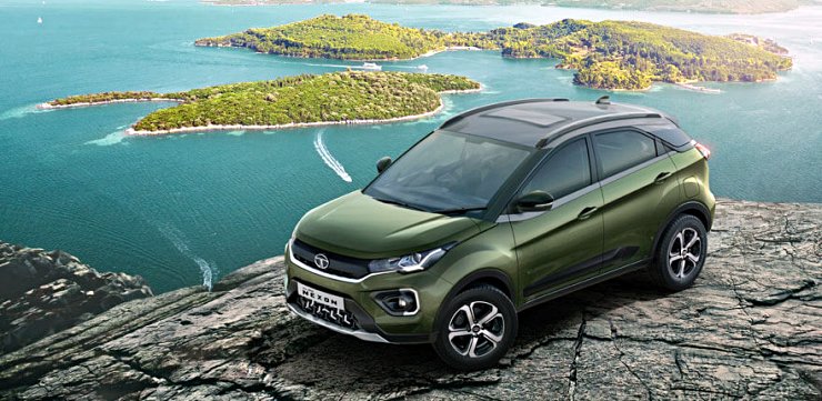Blending Elegance and Power: The Best Variants of Mahindra XUV300 and Tata Nexon for the Style-conscious Buyer