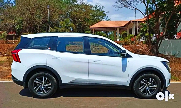 Low running Mahindra XUV700s for much cheaper than new