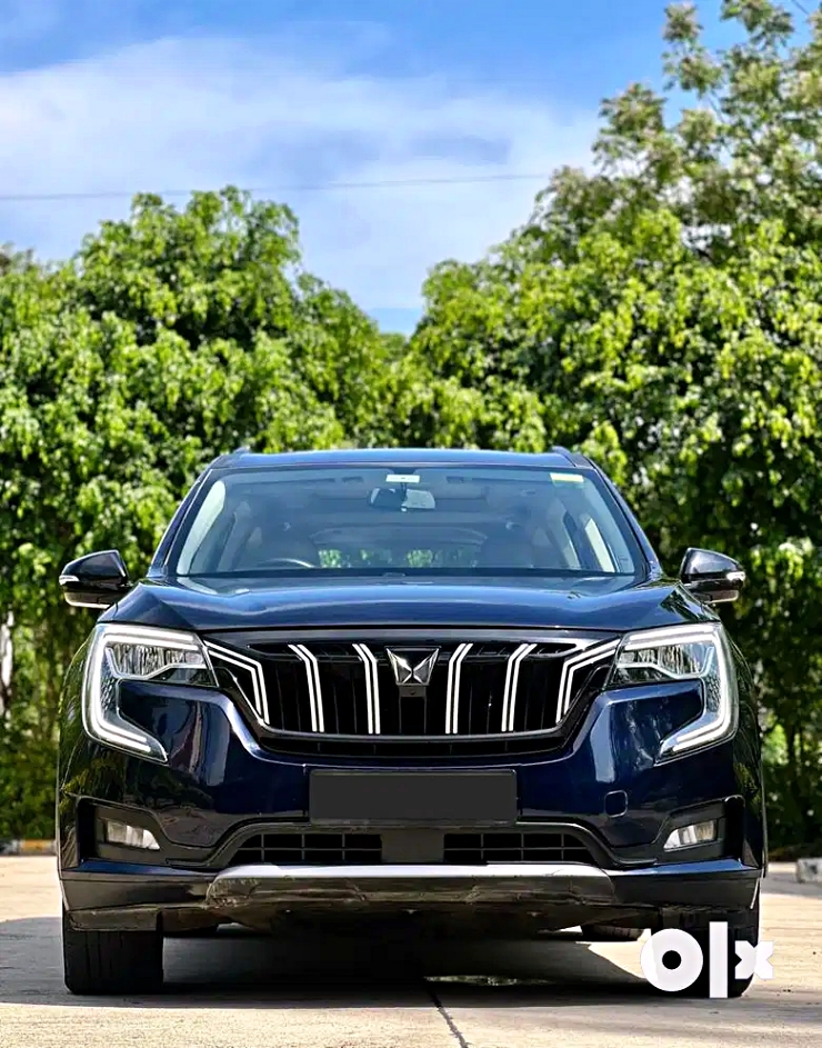 Low running Mahindra XUV700s for much cheaper than new