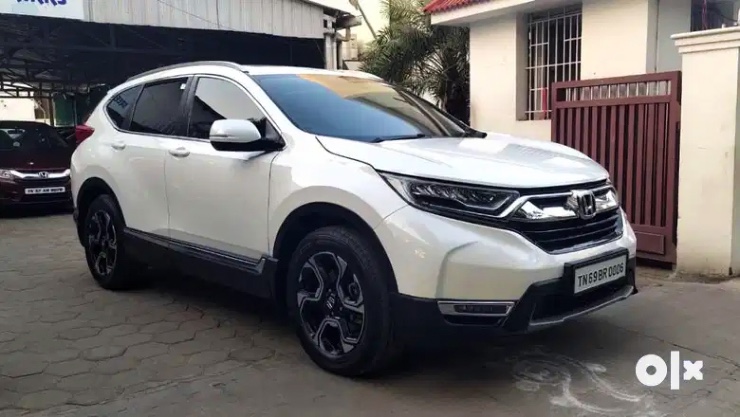 This is India's most absurdly priced used car model: Honda Cars CR-V ...