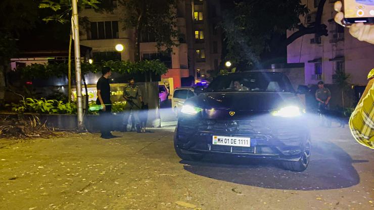 Akash Ambani seen driving away from Ranbir Kapoor’s house in his Lamborghini Urus Super SUV [Video]