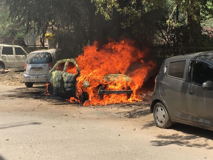 Consumer court to Hyundai after car catches fire: Give customer new Santro and Rs. 1.4 lakh cash