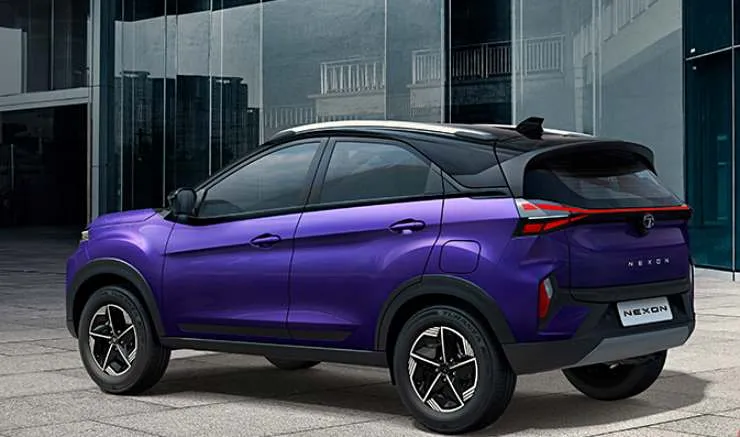 Tata Nexon Outsells Maruti Suzuki Brezza Sub 4 Meter Compact Suv