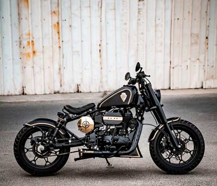 India's only fully custom Royal Enfield Super Meteor 650: Looks insane ...