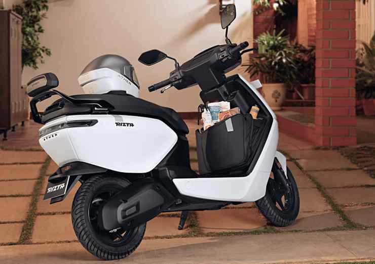 Ather Rizta rear