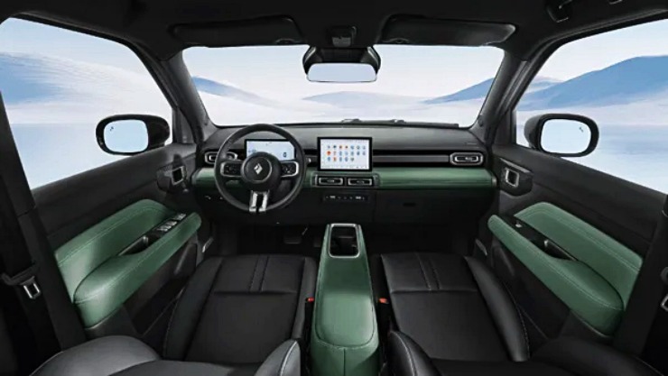 Baojun Yep Plus interior